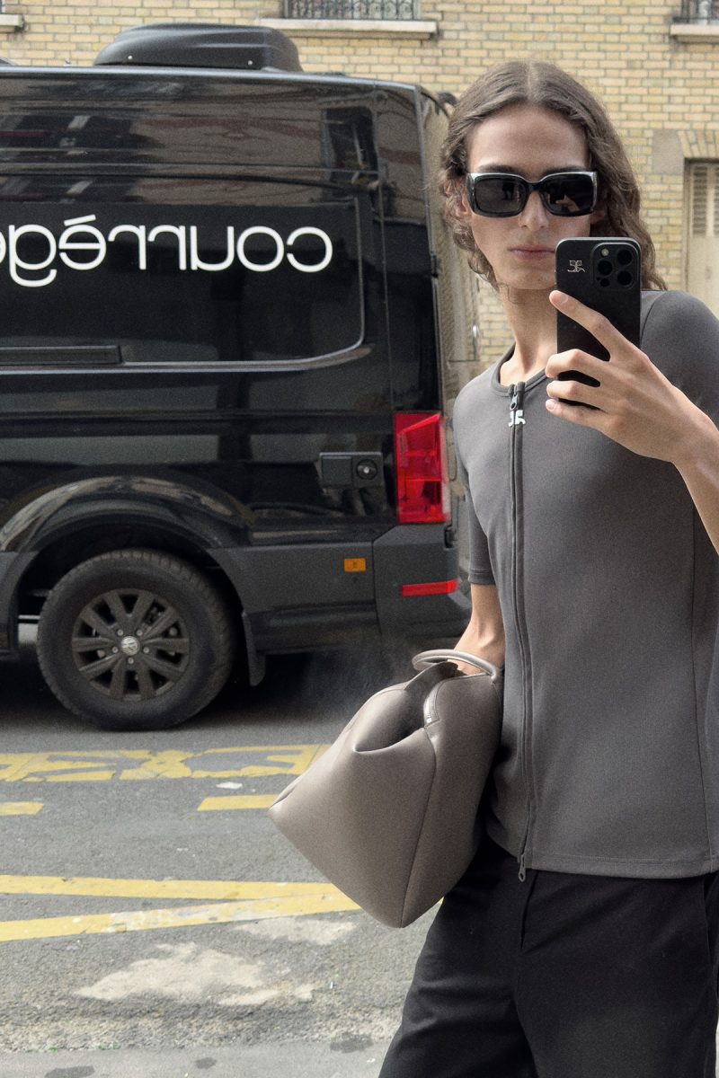 Courrèges SS26 Men's Collection and Women's Pre-Collection - Mirrors of Paris Courrèges SS26 Men's Collection and Women's Pre-Collection - Mirrors of Paris Vanity Teen 虚荣青年 Lifestyle & new faces magazine