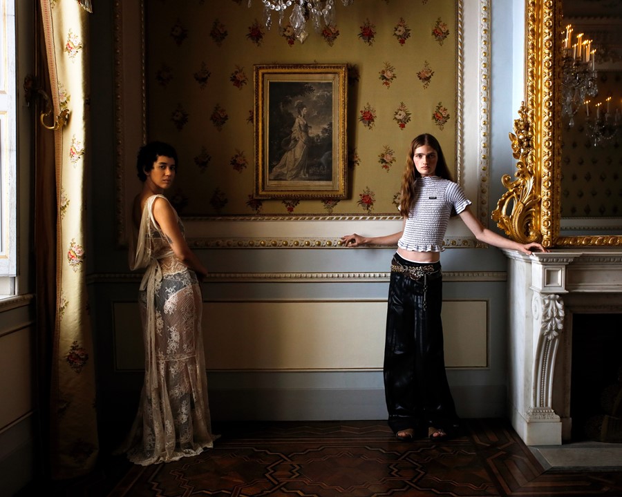 Miu Miu Upcycled By Catherine Martin Vanity Teen 虚荣青年