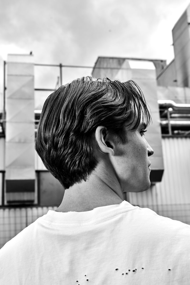 J O N A T H A N J O N A T H A N Vanity Teen 虚荣青年 Lifestyle & new faces magazine