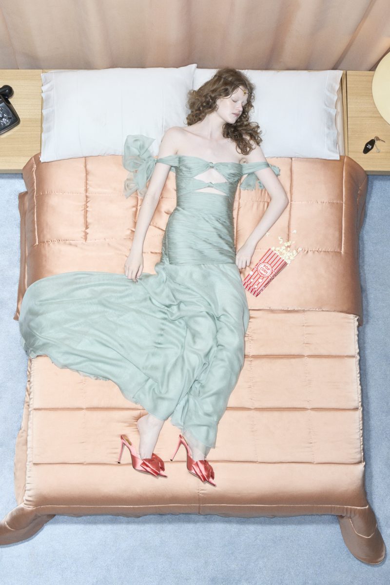 VALENTINO UNVEILS ITS SPRING 2026 COLLECTION VALENTINO UNVEILS ITS SPRING 2026 COLLECTION Vanity Teen 虚荣青年 Lifestyle & new faces magazine