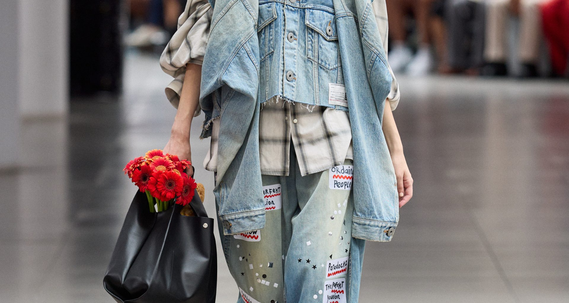 Maison MIHARA YASUHIRO SS26 Collection - ‘Ordinary People’ Maison MIHARA YASUHIRO SS26 Collection - ‘Ordinary People’ Vanity Teen 虚荣青年 Lifestyle & new faces magazine