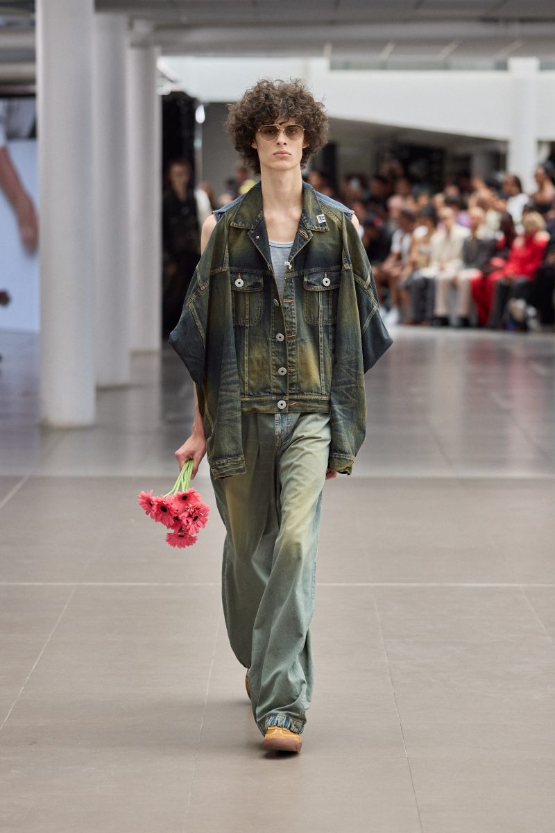 Maison MIHARA YASUHIRO SS26 Collection - ‘Ordinary People’ Maison MIHARA YASUHIRO SS26 Collection - ‘Ordinary People’ Vanity Teen 虚荣青年 Lifestyle & new faces magazine