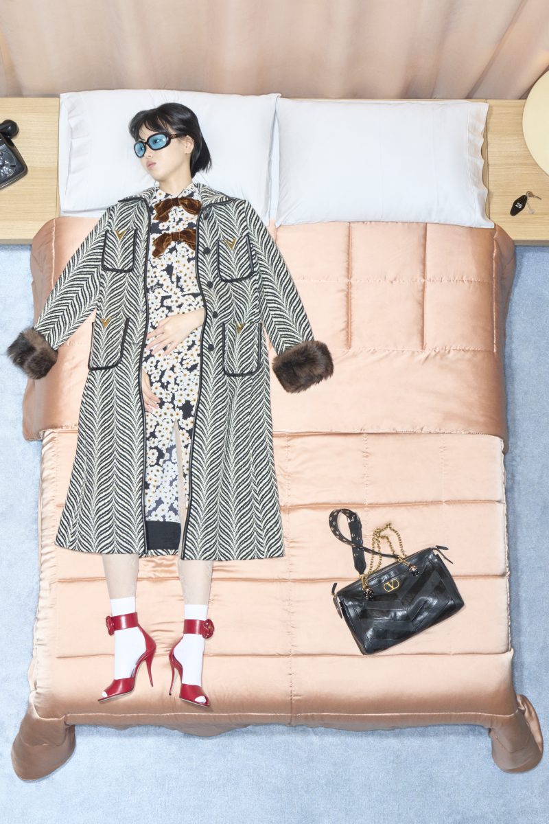 VALENTINO UNVEILS ITS SPRING 2026 COLLECTION VALENTINO UNVEILS ITS SPRING 2026 COLLECTION Vanity Teen 虚荣青年 Lifestyle & new faces magazine