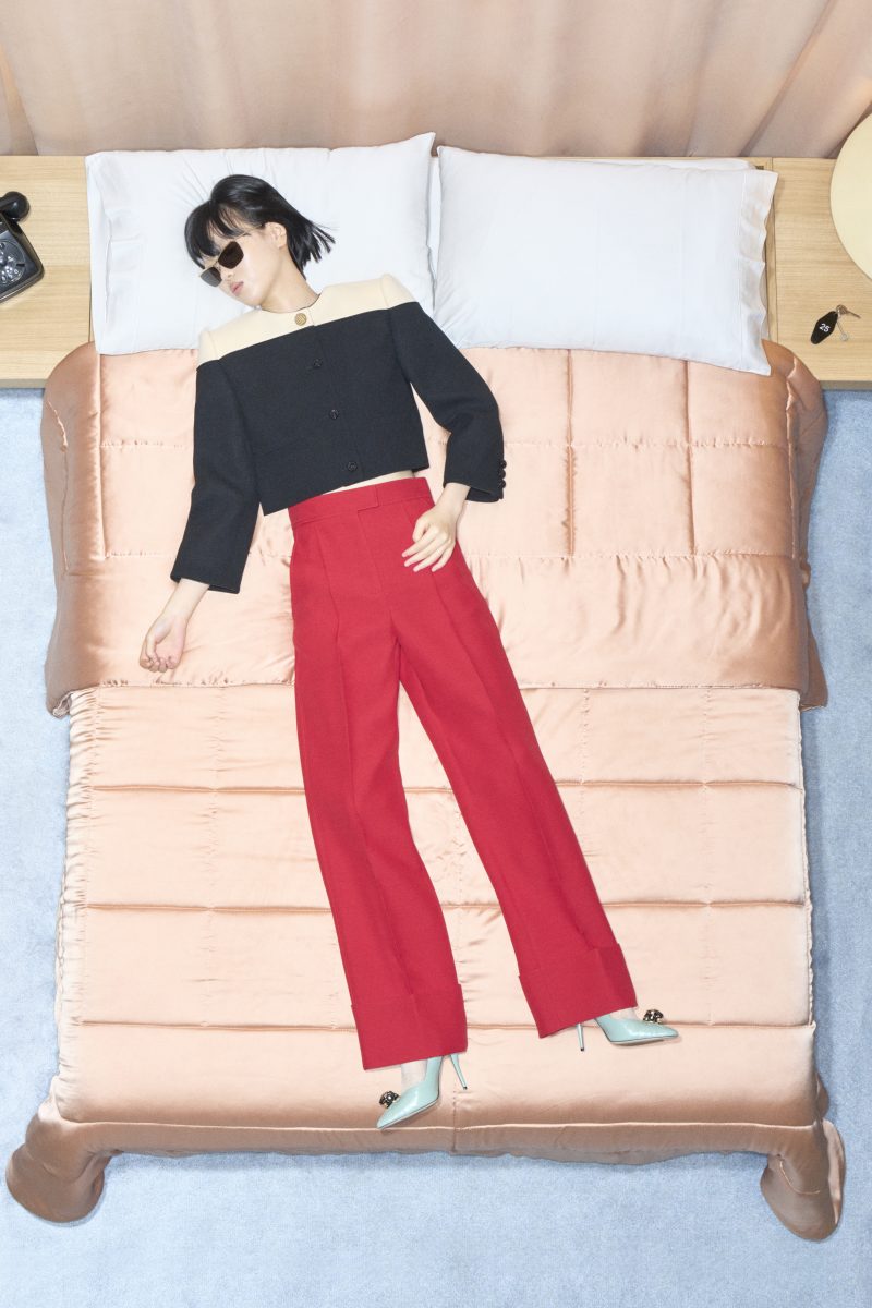 VALENTINO UNVEILS ITS SPRING 2026 COLLECTION VALENTINO UNVEILS ITS SPRING 2026 COLLECTION Vanity Teen 虚荣青年 Lifestyle & new faces magazine