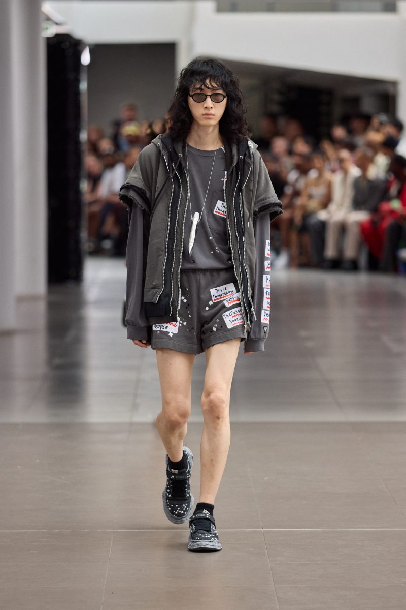 Maison MIHARA YASUHIRO SS26 Collection - ‘Ordinary People’ Maison MIHARA YASUHIRO SS26 Collection - ‘Ordinary People’ Vanity Teen 虚荣青年 Lifestyle & new faces magazine