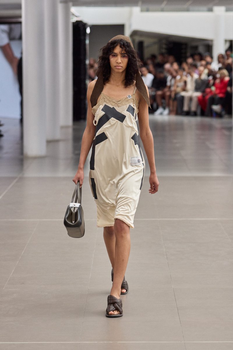 Maison MIHARA YASUHIRO SS26 Collection - ‘Ordinary People’ Maison MIHARA YASUHIRO SS26 Collection - ‘Ordinary People’ Vanity Teen 虚荣青年 Lifestyle & new faces magazine