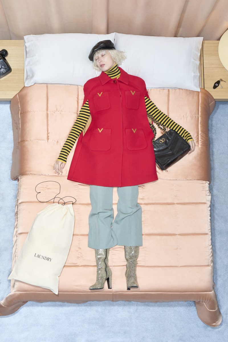 VALENTINO UNVEILS ITS SPRING 2026 COLLECTION VALENTINO UNVEILS ITS SPRING 2026 COLLECTION Vanity Teen 虚荣青年 Lifestyle & new faces magazine