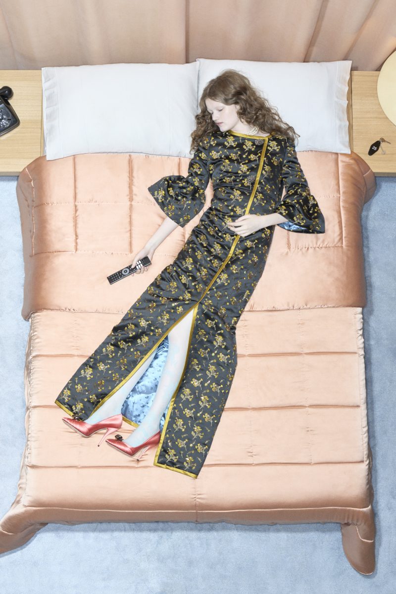 VALENTINO UNVEILS ITS SPRING 2026 COLLECTION VALENTINO UNVEILS ITS SPRING 2026 COLLECTION Vanity Teen 虚荣青年 Lifestyle & new faces magazine