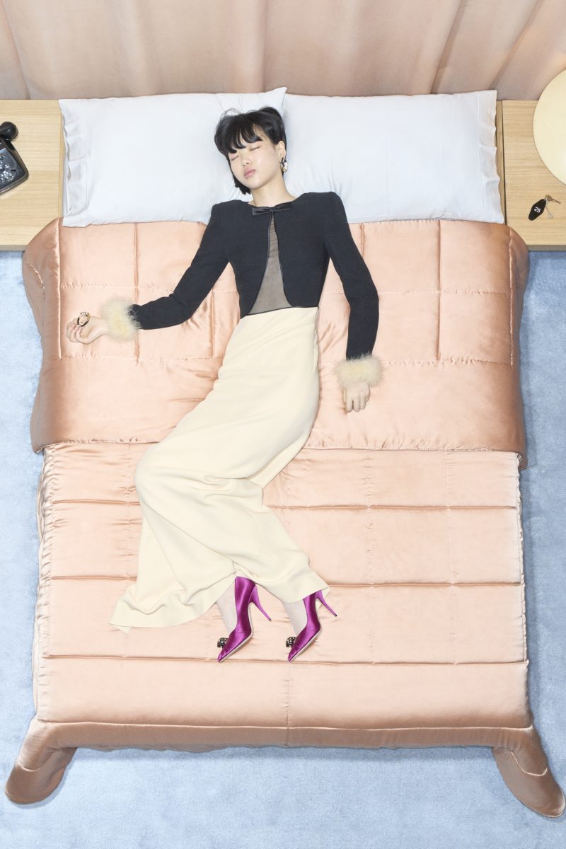 VALENTINO UNVEILS ITS SPRING 2026 COLLECTION VALENTINO UNVEILS ITS SPRING 2026 COLLECTION Vanity Teen 虚荣青年 Lifestyle & new faces magazine