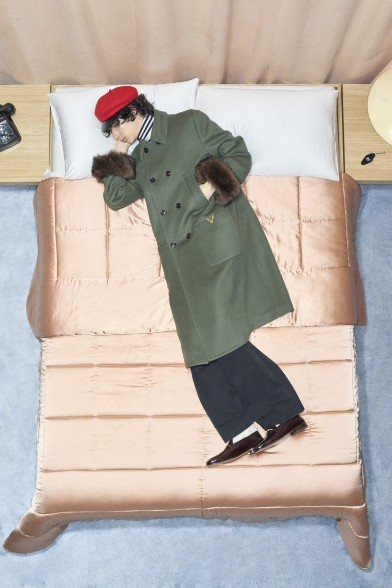 VALENTINO UNVEILS ITS SPRING 2026 COLLECTION VALENTINO UNVEILS ITS SPRING 2026 COLLECTION Vanity Teen 虚荣青年 Lifestyle & new faces magazine