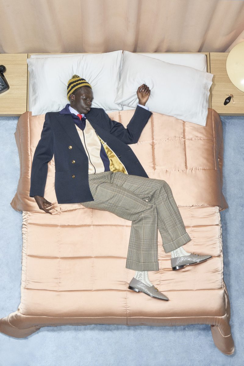 VALENTINO UNVEILS ITS SPRING 2026 COLLECTION VALENTINO UNVEILS ITS SPRING 2026 COLLECTION Vanity Teen 虚荣青年 Lifestyle & new faces magazine