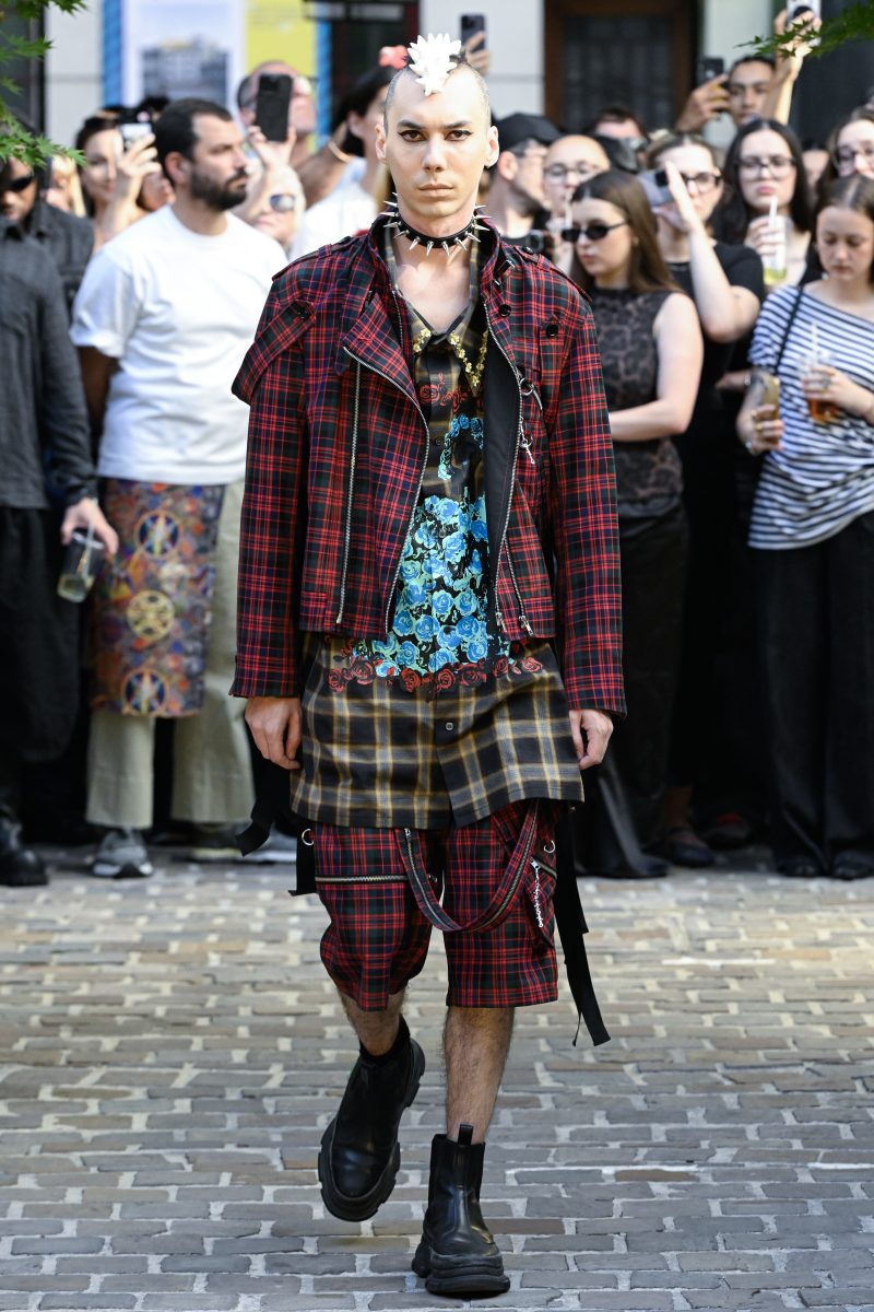 KIDILL presents its SS26 collection "SPIRITUAL BLOOM" KIDILL presents its SS26 collection "SPIRITUAL BLOOM" Vanity Teen 虚荣青年 Lifestyle & new faces magazine