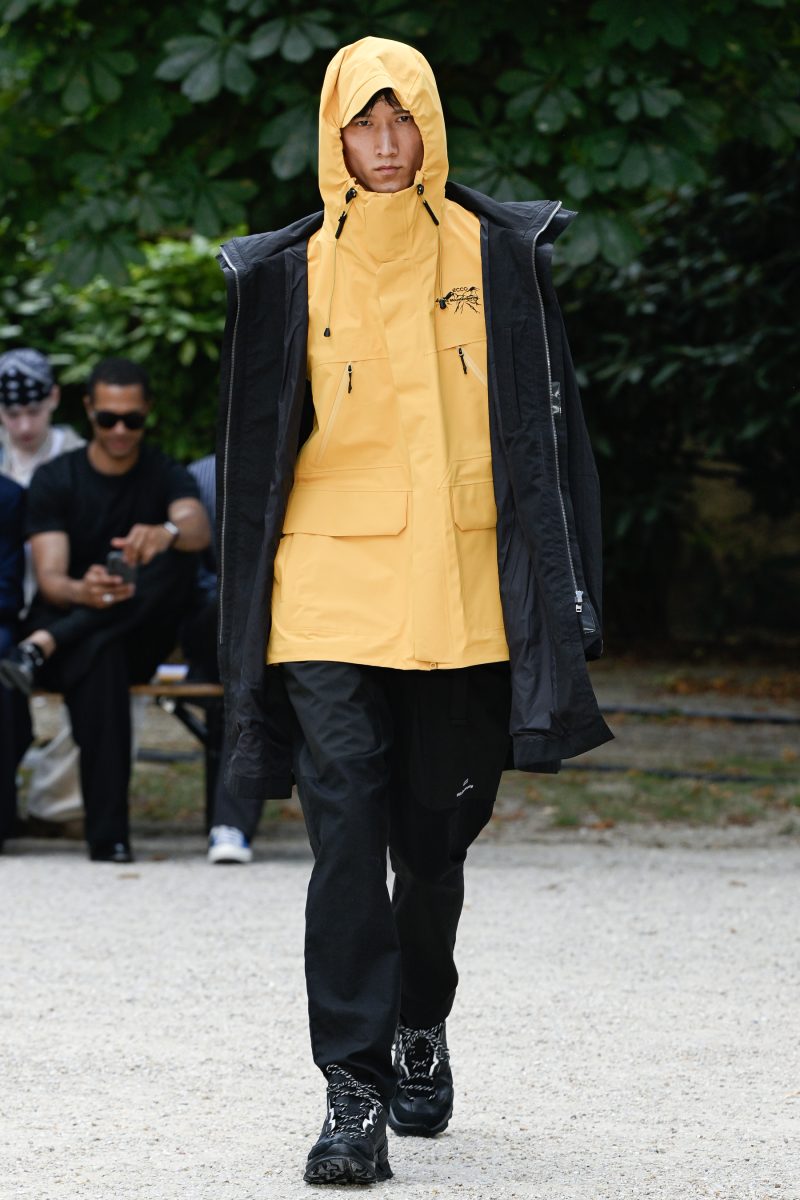 White Mountaineering SS26 Collection - ‘Evolution Theory’ White Mountaineering SS26 Collection - ‘Evolution Theory’ Vanity Teen 虚荣青年