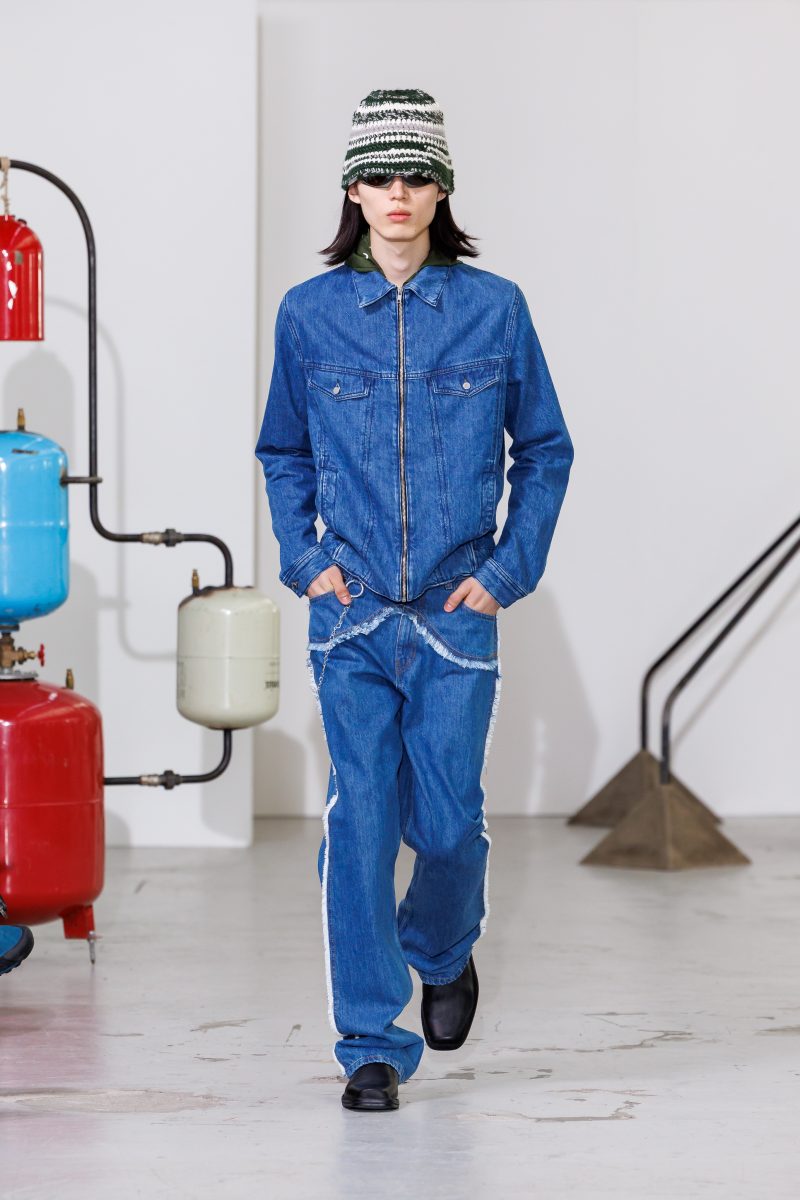 Études Studio SS26 - Surroundings: "Alternatives are Possible" Études Studio SS26 - Surroundings: "Alternatives are Possible" Vanity Teen 虚荣青年 Lifestyle & new faces magazine