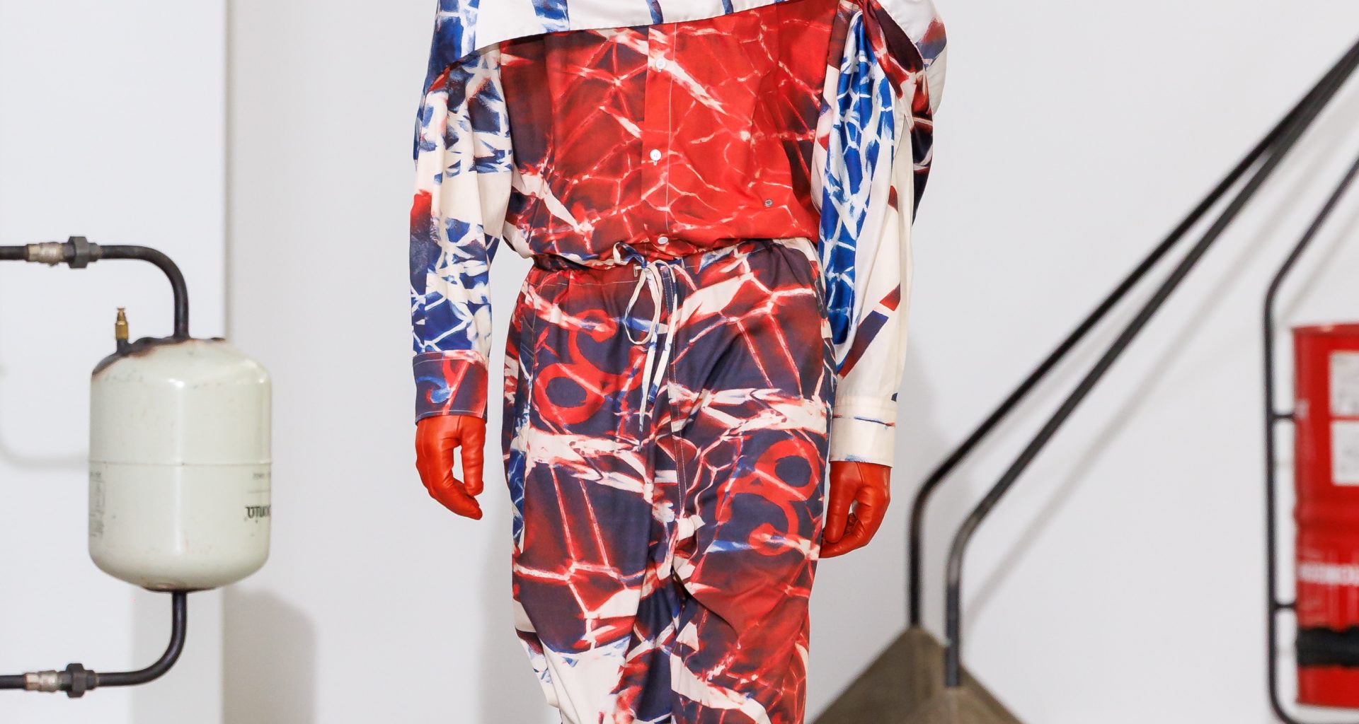 Études Studio SS26 - Surroundings: "Alternatives are Possible" Études Studio SS26 - Surroundings: "Alternatives are Possible" Vanity Teen 虚荣青年 Lifestyle & new faces magazine