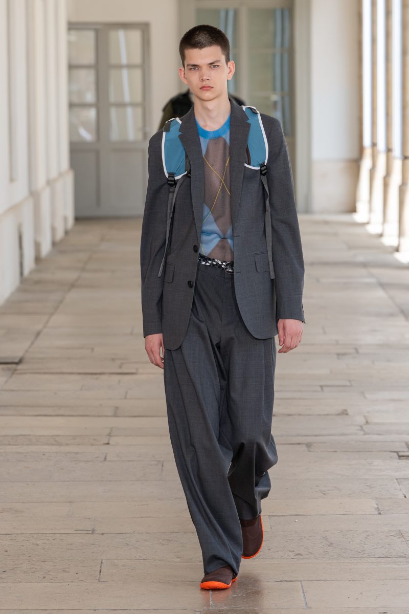 Kolor SS26 - Clothing grounded in tailoring, where diversity is gently melted with humor Kolor SS26 - Clothing grounded in tailoring, where diversity is gently melted with humor Vanity Teen 虚荣青年 Lifestyle & new faces magazine