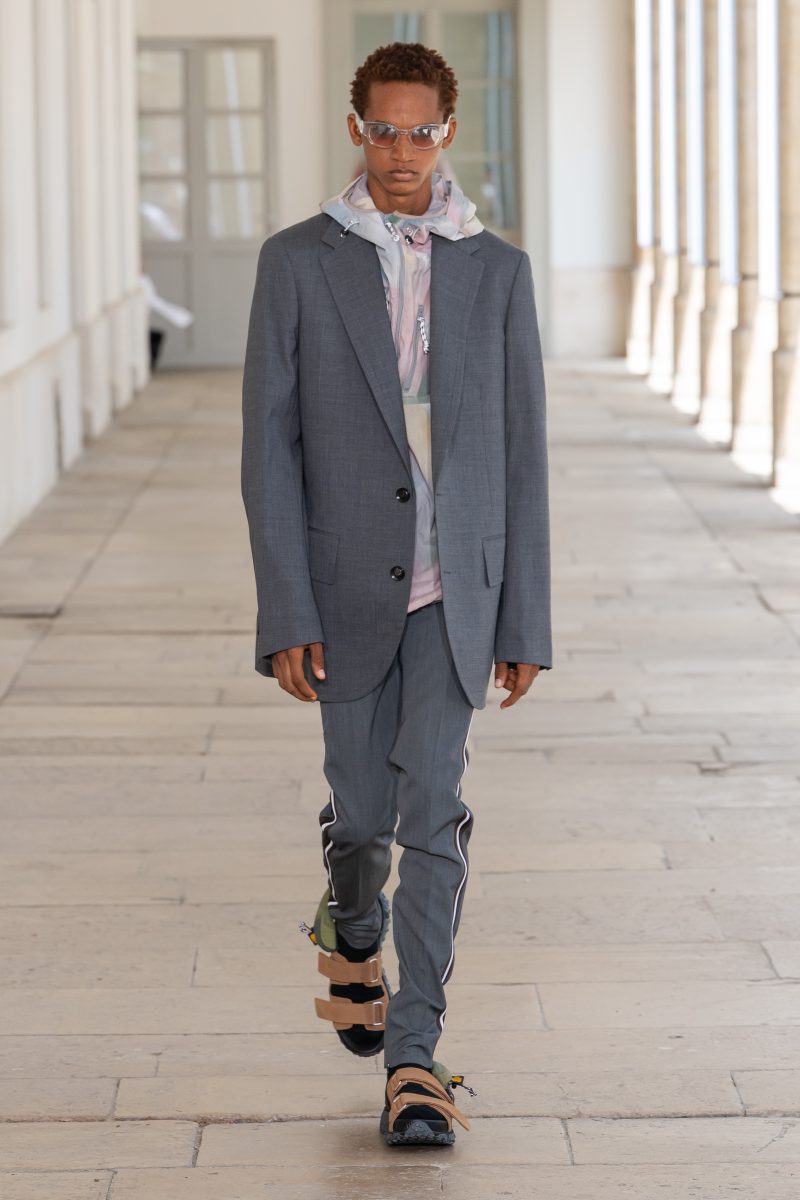 Kolor SS26 - Clothing grounded in tailoring, where diversity is gently melted with humor Kolor SS26 - Clothing grounded in tailoring, where diversity is gently melted with humor Vanity Teen 虚荣青年 Lifestyle & new faces magazine