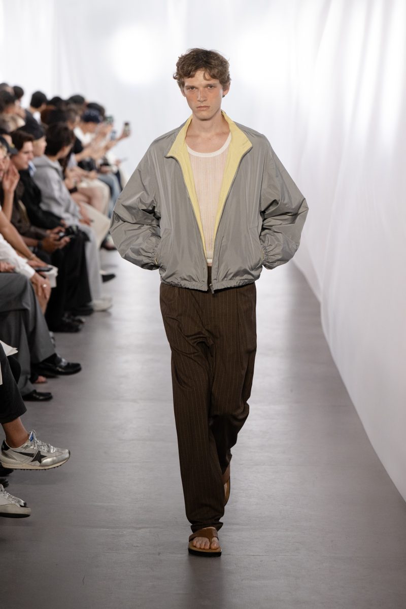 Spring-Summer 2026 Collection ‘Office Daydream’ ; The wind is rising!... We must try to live! KEYWORD: #Sheer #White #Freedom Spring-Summer 2026 Collection ‘Office Daydream’ ; The wind is rising!... We must try to live! KEYWORD: #Sheer #White #Freedom Vanity Teen 虚荣青年 Lifestyle & new faces magazine