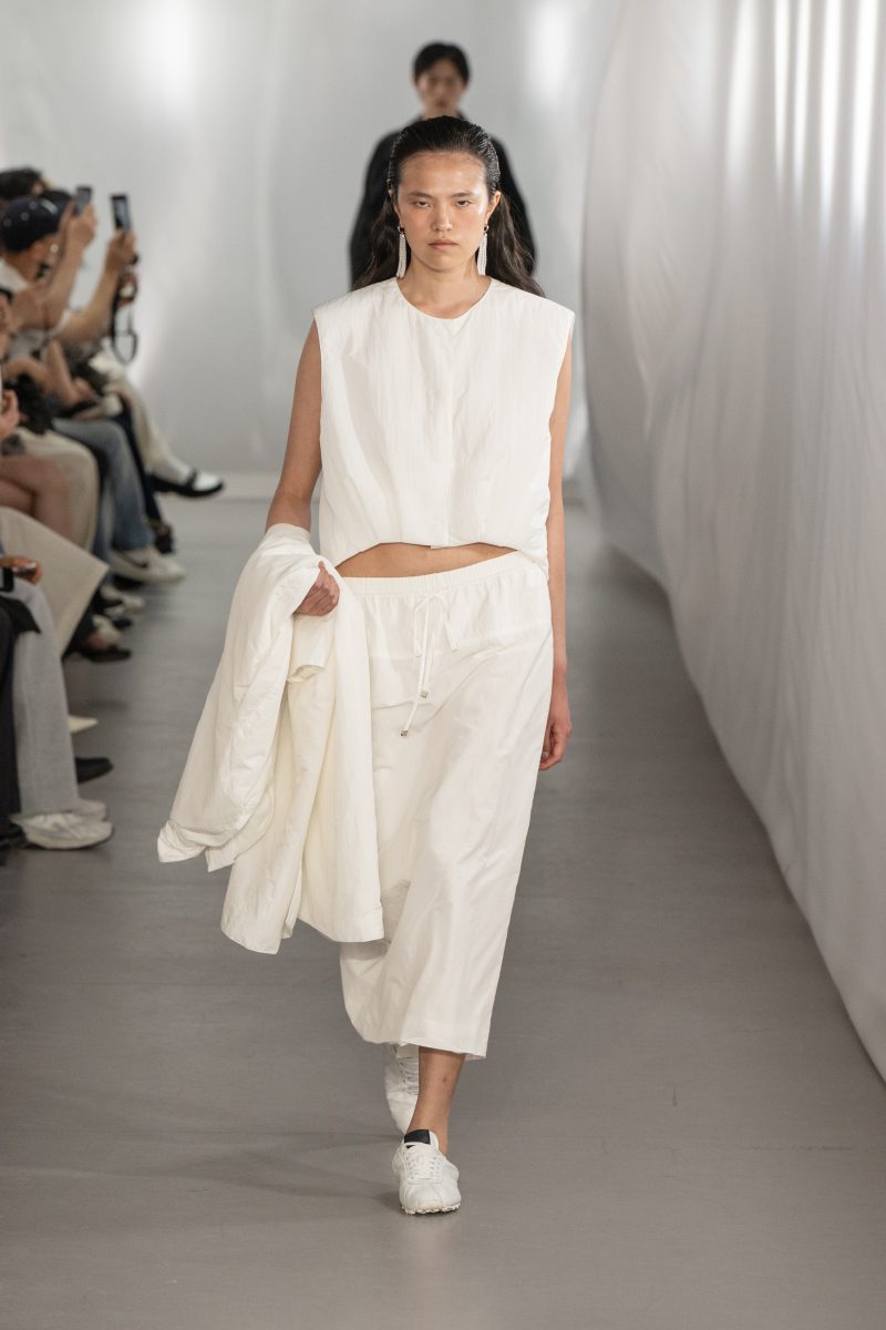 Spring-Summer 2026 Collection ‘Office Daydream’ ; The wind is rising!... We must try to live! KEYWORD: #Sheer #White #Freedom Spring-Summer 2026 Collection ‘Office Daydream’ ; The wind is rising!... We must try to live! KEYWORD: #Sheer #White #Freedom Vanity Teen 虚荣青年 Lifestyle & new faces magazine