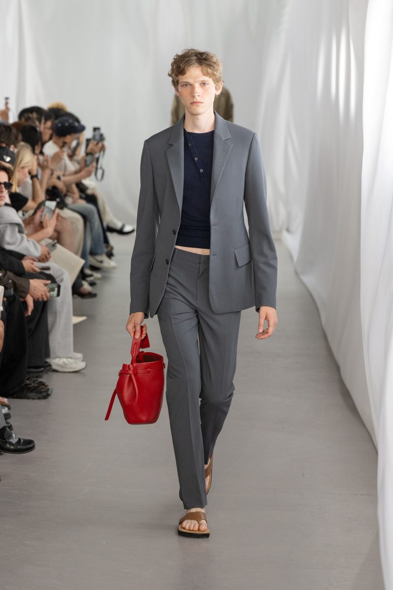 Spring-Summer 2026 Collection ‘Office Daydream’ ; The wind is rising!... We must try to live! KEYWORD: #Sheer #White #Freedom Spring-Summer 2026 Collection ‘Office Daydream’ ; The wind is rising!... We must try to live! KEYWORD: #Sheer #White #Freedom Vanity Teen 虚荣青年 Lifestyle & new faces magazine