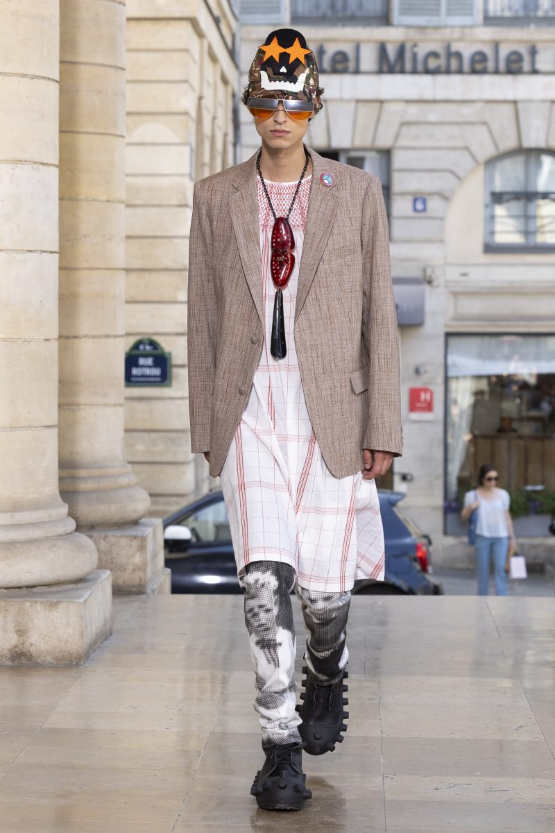 WALTER VAN BEIRENDONCK SS26 COLLECTION - WINK–WITH STARRY EYES WALTER VAN BEIRENDONCK SS26 COLLECTION - WINK–WITH STARRY EYES Vanity Teen 虚荣青年 Lifestyle & new faces magazine