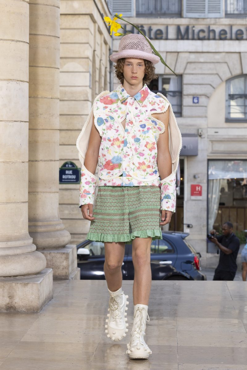 WALTER VAN BEIRENDONCK SS26 COLLECTION - WINK–WITH STARRY EYES WALTER VAN BEIRENDONCK SS26 COLLECTION - WINK–WITH STARRY EYES Vanity Teen 虚荣青年 Lifestyle & new faces magazine
