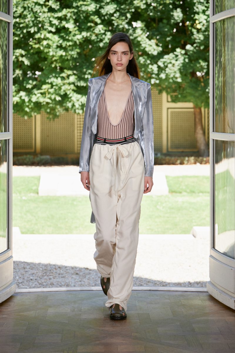 Wooyoungmi SS26 Collection - ‘South Korean summers are hot’ Wooyoungmi SS26 Collection - ‘South Korean summers are hot’ Vanity Teen 虚荣青年 Lifestyle & new faces magazine