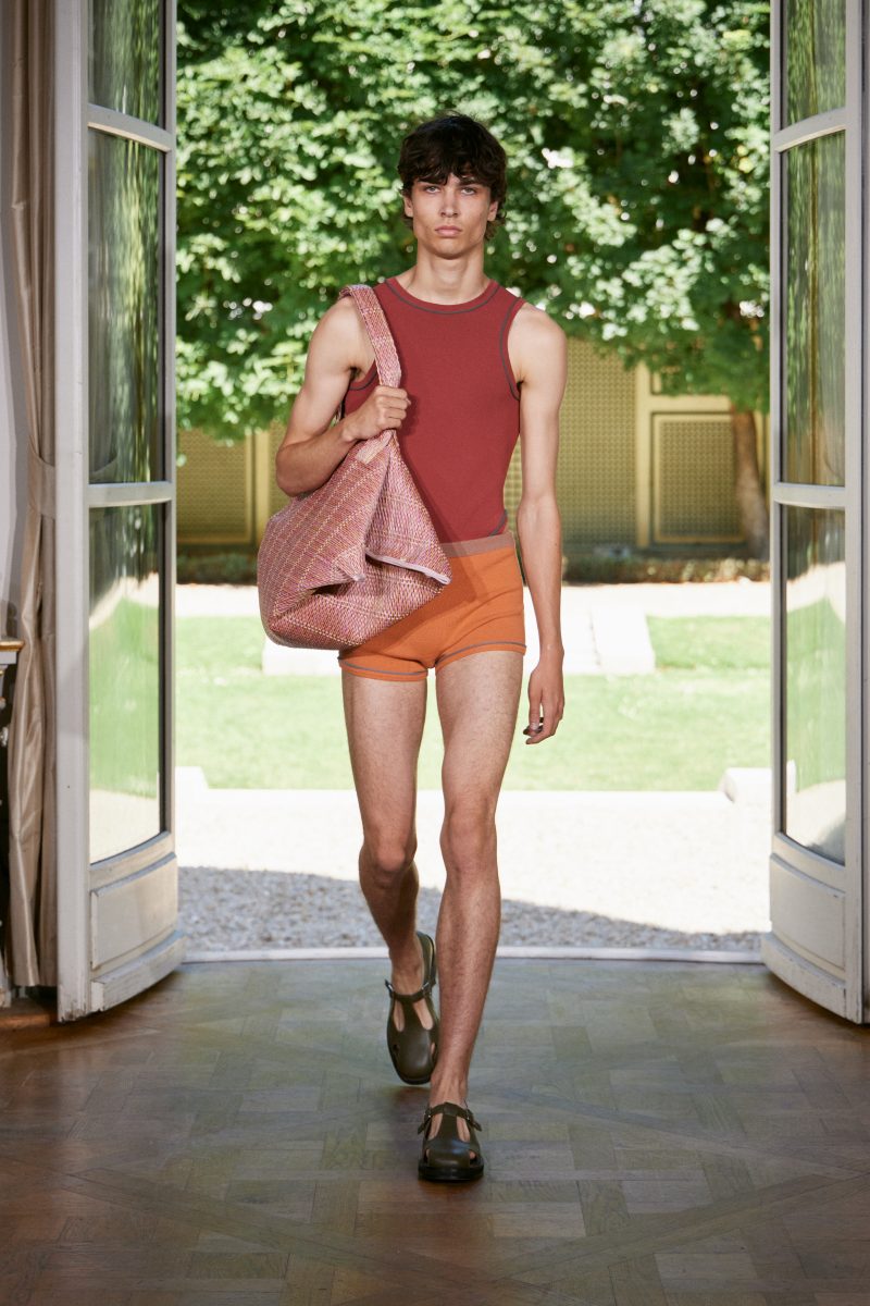 Wooyoungmi SS26 Collection - ‘South Korean summers are hot’ Wooyoungmi SS26 Collection - ‘South Korean summers are hot’ Vanity Teen 虚荣青年 Lifestyle & new faces magazine