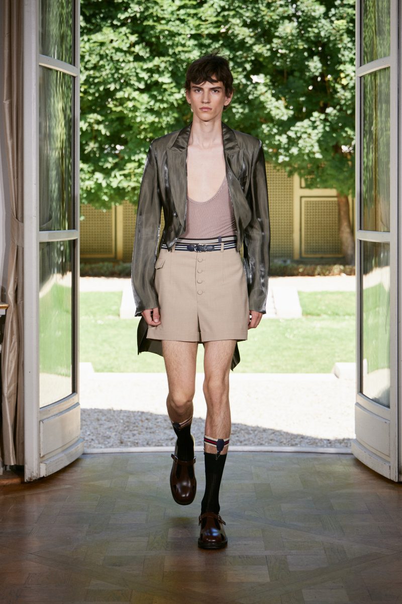 Wooyoungmi SS26 Collection - ‘South Korean summers are hot’ Wooyoungmi SS26 Collection - ‘South Korean summers are hot’ Vanity Teen 虚荣青年 Lifestyle & new faces magazine