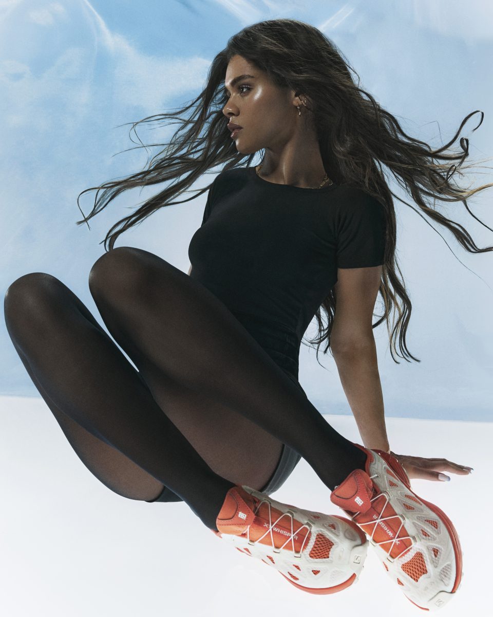 Salomon FW25 - XT Whisper Void Ama: A RETRO TRAIL RACER REMADE IN THE ETHERIAL EXPRESSION OF INDIVIDUALITY Salomon FW25 - XT Whisper Void Ama: A RETRO TRAIL RACER REMADE IN THE ETHERIAL EXPRESSION OF INDIVIDUALITY Vanity Teen 虚荣青年 Lifestyle & new faces magazine