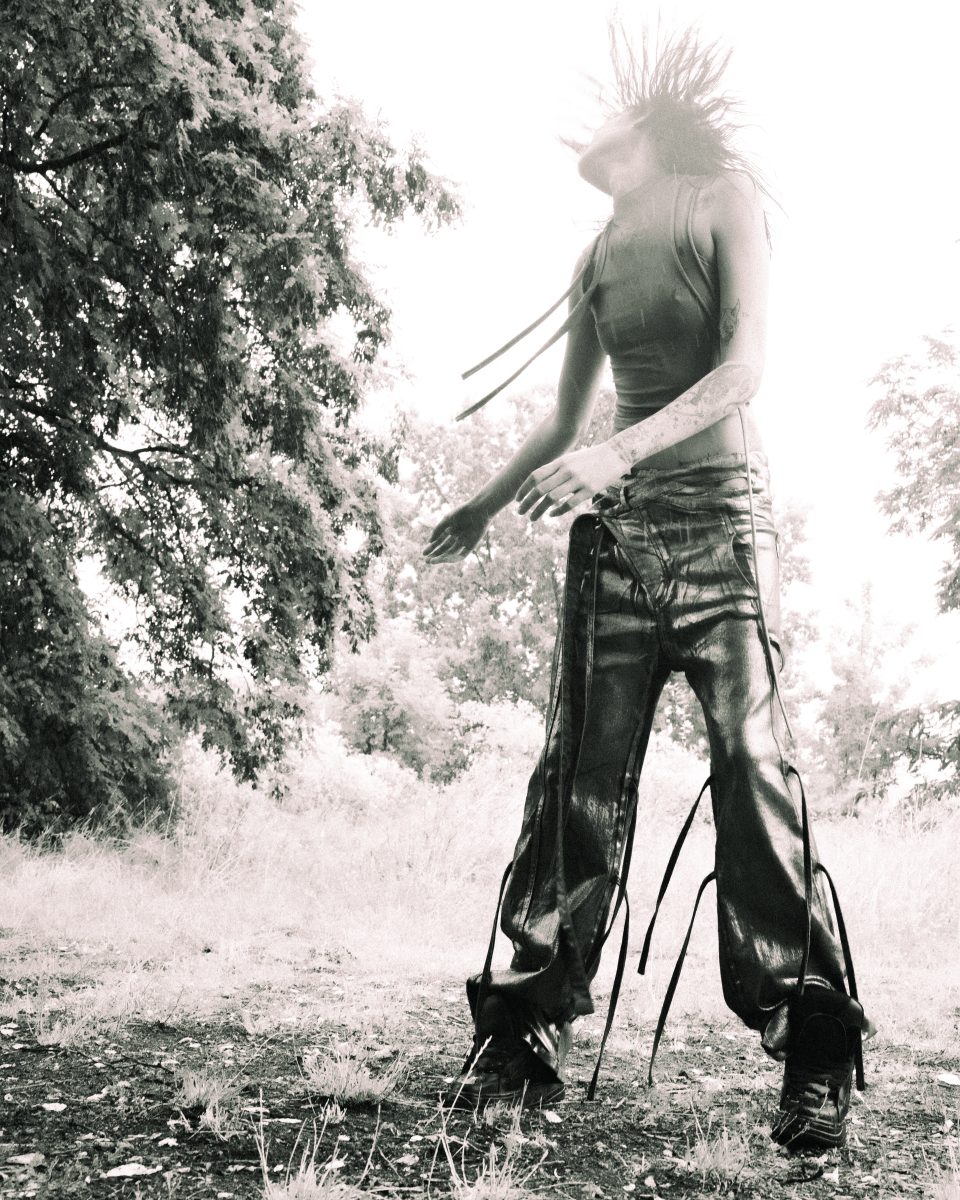 OTTOLINGER - The Jet Black Sneakerheel is Here OTTOLINGER - The Jet Black Sneakerheel is Here Vanity Teen 虚荣青年 Lifestyle & new faces magazine