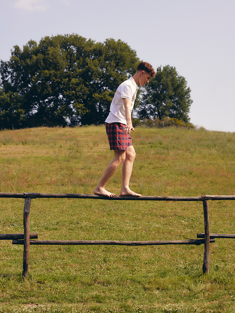 Bloodlines Bloodlines Vanity Teen 虚荣青年 Lifestyle & new faces magazine