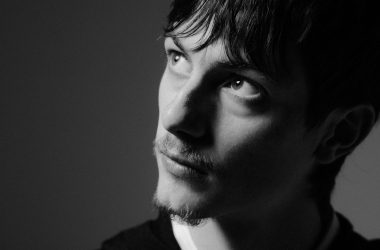 Introspection and Research - A conversation with Francesco Luciani, among the new protagonists of Mare Fuori Introspection and Research - A conversation with Francesco Luciani, among the new protagonists of Mare Fuori Vanity Teen 虚荣青年 Lifestyle & new faces magazine