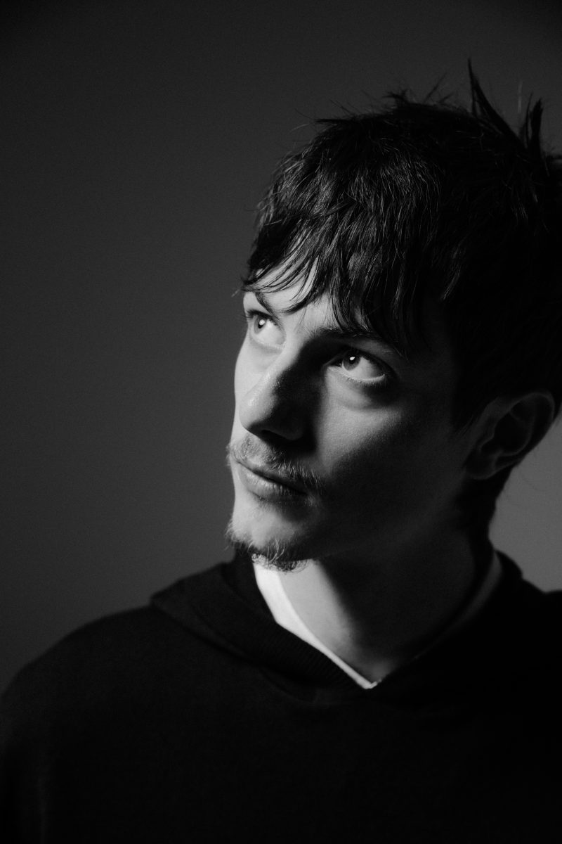 Introspection and Research - A conversation with Francesco Luciani, among the new protagonists of Mare Fuori Introspection and Research - A conversation with Francesco Luciani, among the new protagonists of Mare Fuori Vanity Teen 虚荣青年 Lifestyle & new faces magazine