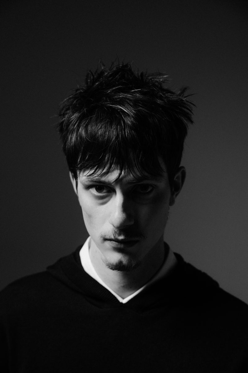 Introspection and Research - A conversation with Francesco Luciani, among the new protagonists of Mare Fuori Introspection and Research - A conversation with Francesco Luciani, among the new protagonists of Mare Fuori Vanity Teen 虚荣青年 Lifestyle & new faces magazine