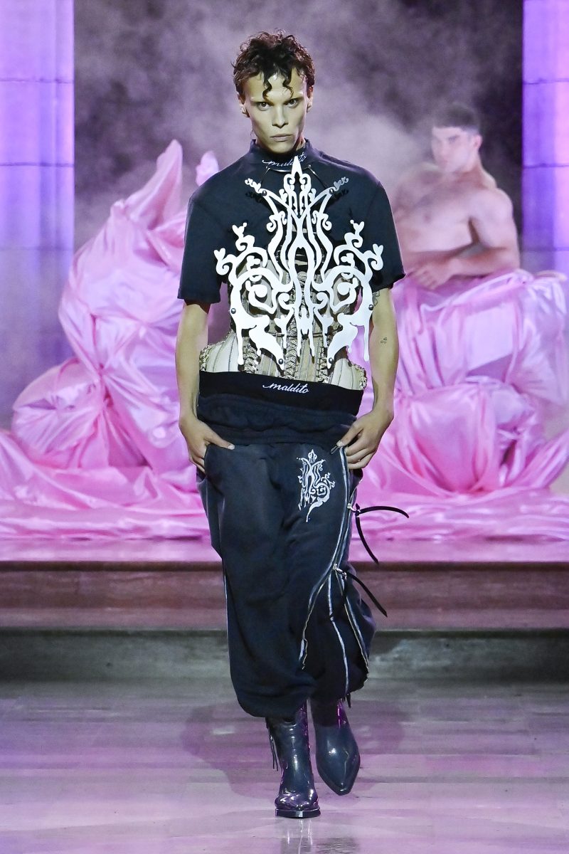 MALDITO has unveiled its AW25 collection “Quasi Couture” Vanity Teen 虚荣青年 MALDITO has unveiled its AW25 collection “Quasi Couture” MALDITO has unveiled its AW25 collection “Quasi Couture” Vanity Teen 虚荣青年
