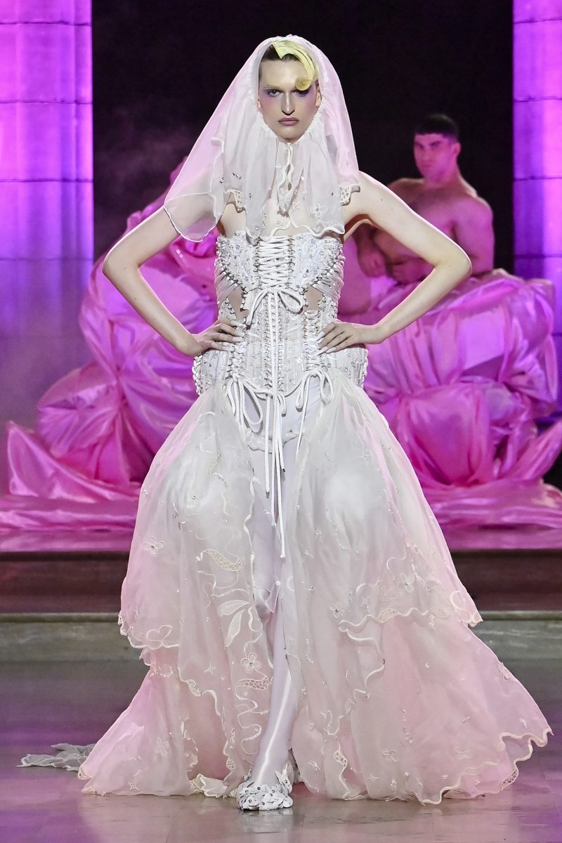 MALDITO has unveiled its AW25 collection “Quasi Couture” Vanity Teen 虚荣青年 MALDITO has unveiled its AW25 collection “Quasi Couture” MALDITO has unveiled its AW25 collection “Quasi Couture” Vanity Teen 虚荣青年