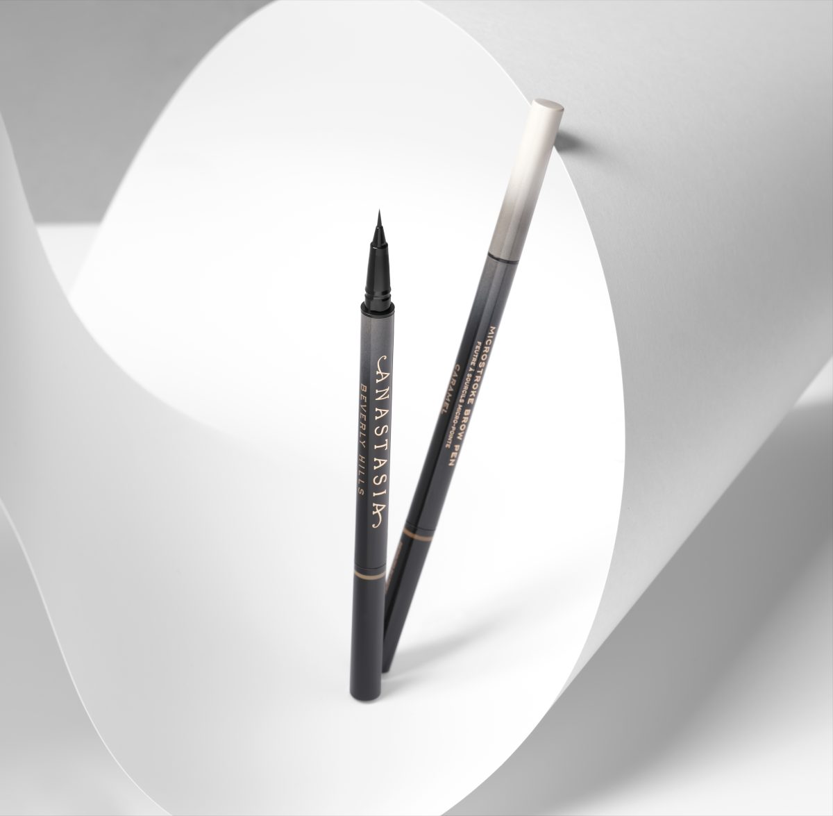 Discovering the New Anastasia Beverly Hills Fall Collection: The MicroStroke Brow Pen Discovering the New Anastasia Beverly Hills Fall Collection: The MicroStroke Brow Pen Vanity Teen 虚荣青年 Lifestyle & new faces magazine