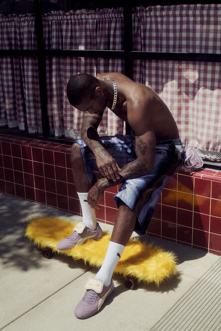 Rihanna Perfects Sport Fashion – The New FENTY x PUMA Rihanna Perfects Sport Fashion – The New FENTY x PUMA Vanity Teen 虚荣青年 Lifestyle & new faces magazine