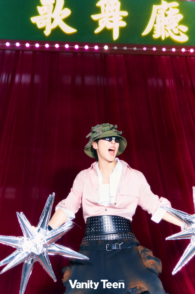 VTEEN cover - Victor Ma VTEEN cover - Victor Ma Vanity Teen 虚荣青年 Lifestyle & new faces magazine