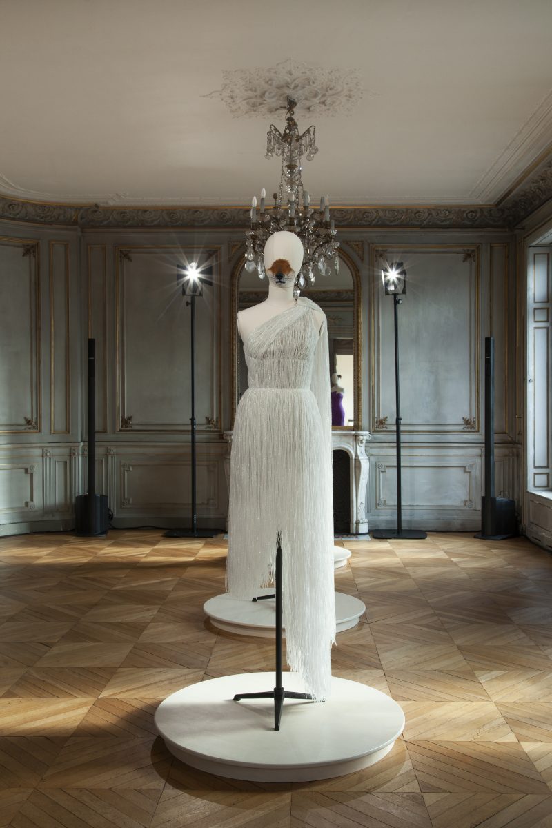 Between myths, fashion and art: Sylvio Giardina presents his evocative wild wood at the Couture Week in Paris Between myths, fashion and art: Sylvio Giardina presents his evocative wild wood at the Couture Week in Paris Vanity Teen 虚荣青年 Lifestyle & new faces magazine