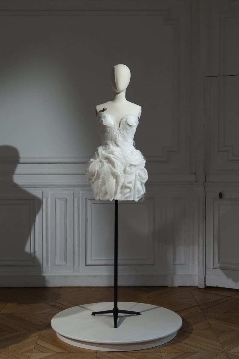 Between myths, fashion and art: Sylvio Giardina presents his evocative wild wood at the Couture Week in Paris Between myths, fashion and art: Sylvio Giardina presents his evocative wild wood at the Couture Week in Paris Vanity Teen 虚荣青年 Lifestyle & new faces magazine