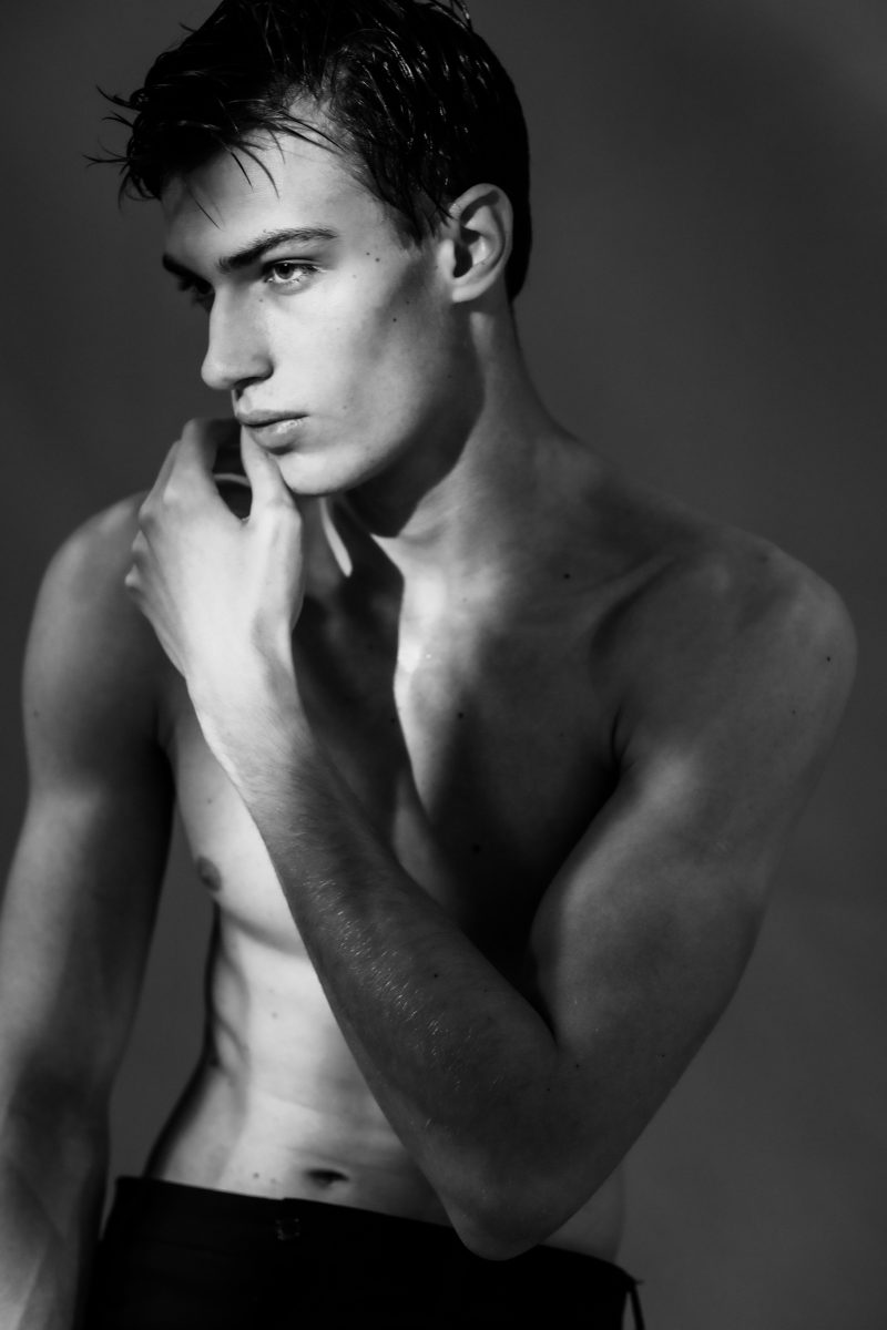 Michal by Lulu LaFalaise Vanity Teen 虚荣青年 Lifestyle & new faces magazine Michal by Lulu LaFalaise Michal by Lulu LaFalaise Vanity Teen 虚荣青年 Lifestyle & new faces magazine