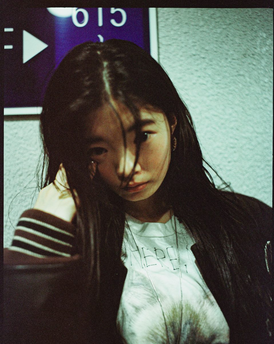 ASIAN RECORDS ASIAN RECORDS Vanity Teen 虚荣青年 Lifestyle & new faces magazine