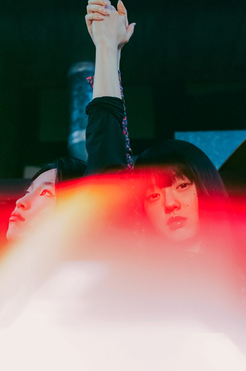 ASIAN RECORDS ASIAN RECORDS Vanity Teen 虚荣青年 Lifestyle & new faces magazine