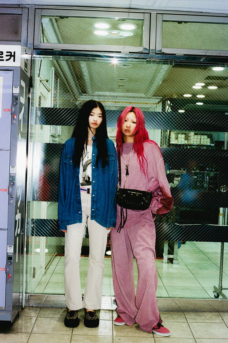 ASIAN RECORDS ASIAN RECORDS Vanity Teen 虚荣青年 Lifestyle & new faces magazine