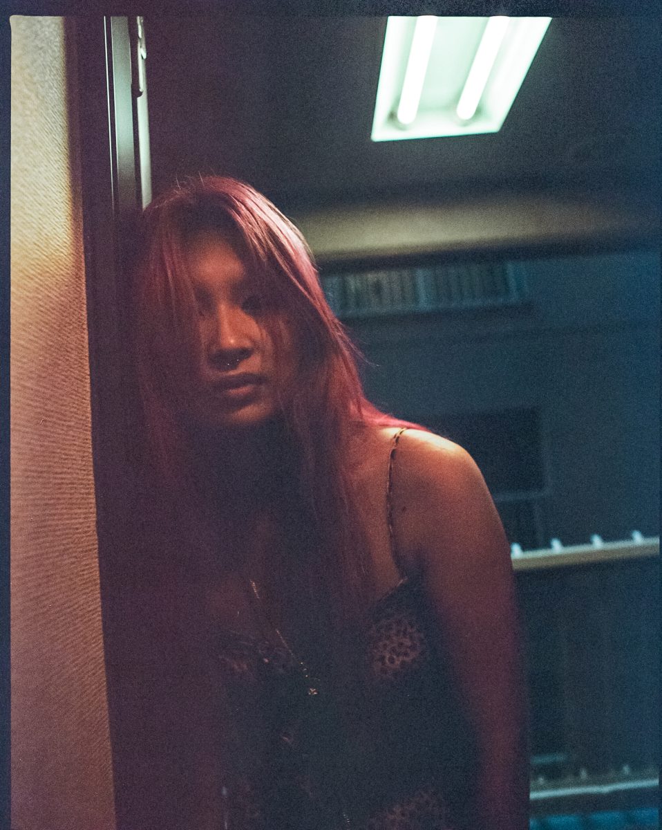 ASIAN RECORDS ASIAN RECORDS Vanity Teen 虚荣青年 Lifestyle & new faces magazine