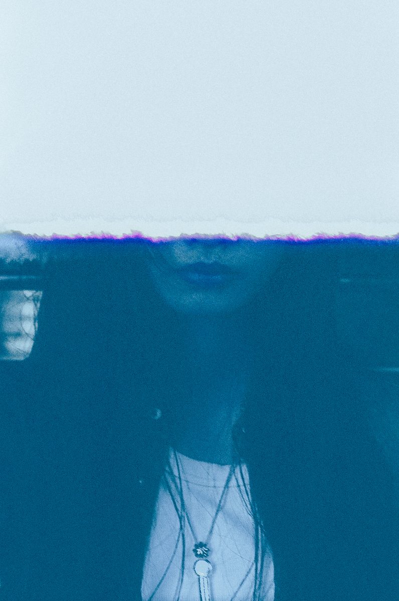 ASIAN RECORDS ASIAN RECORDS Vanity Teen 虚荣青年 Lifestyle & new faces magazine