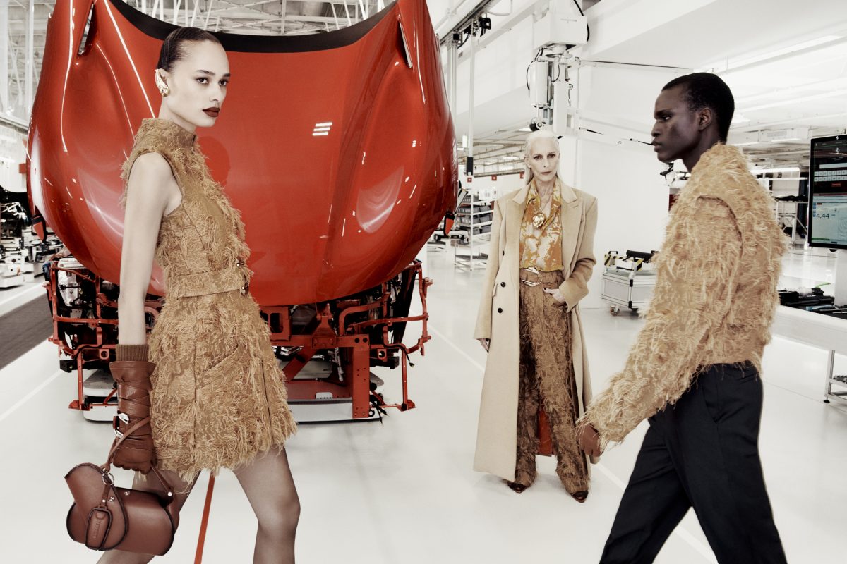 FERRARI FW25 ADVERTISING CAMPAIGN - THE WORKSHOP AS A VISIONARY LABORATORY OF STYLE AND INNOVATION Vanity Teen 虚荣青年 Lifestyle & new faces magazine FERRARI FW25 ADVERTISING CAMPAIGN - THE WORKSHOP AS A VISIONARY LABORATORY OF STYLE AND INNOVATION FERRARI FW25 ADVERTISING CAMPAIGN - THE WORKSHOP AS A VISIONARY LABORATORY OF STYLE AND INNOVATION Vanity Teen 虚荣青年 Lifestyle & new faces magazine