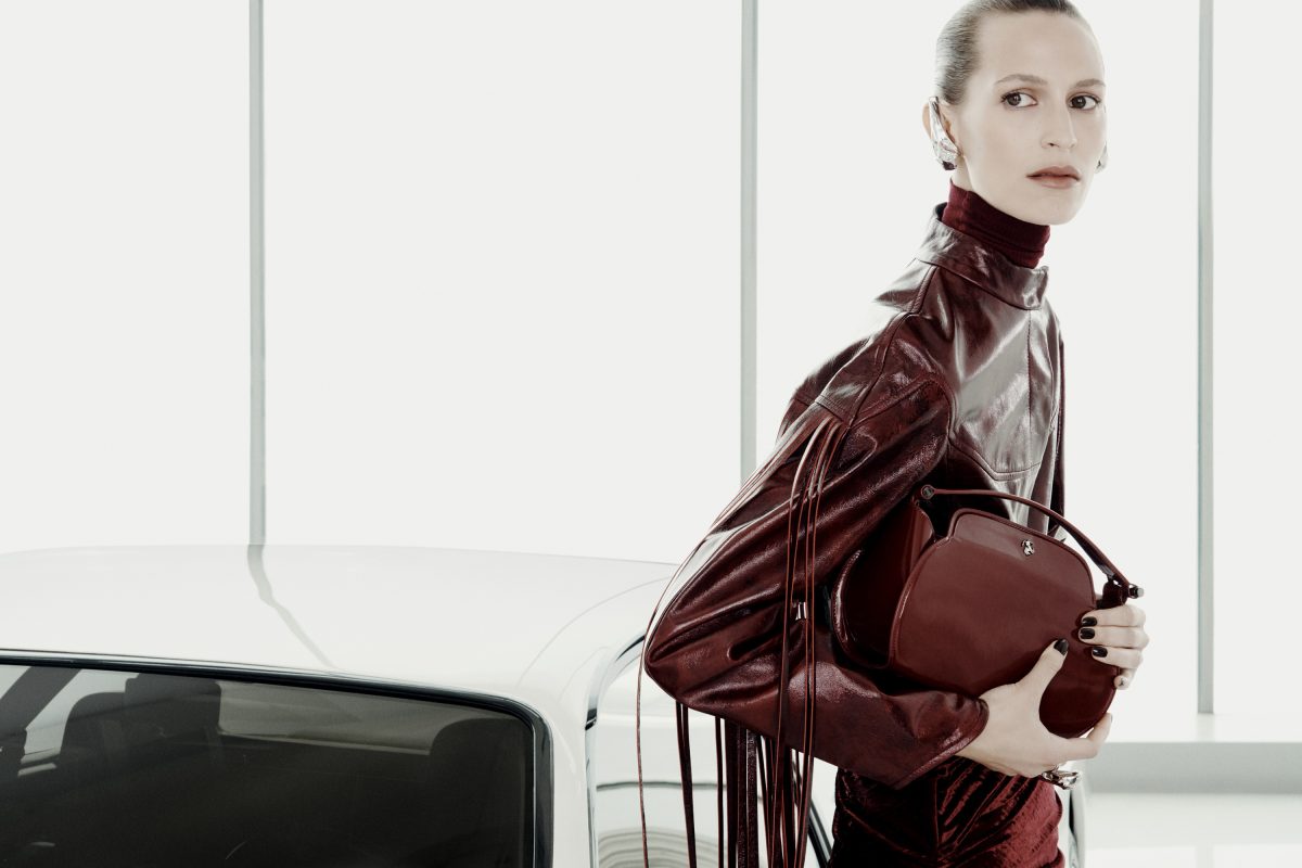 FERRARI FW25 ADVERTISING CAMPAIGN - THE WORKSHOP AS A VISIONARY LABORATORY OF STYLE AND INNOVATION Vanity Teen 虚荣青年 Lifestyle & new faces magazine FERRARI FW25 ADVERTISING CAMPAIGN - THE WORKSHOP AS A VISIONARY LABORATORY OF STYLE AND INNOVATION FERRARI FW25 ADVERTISING CAMPAIGN - THE WORKSHOP AS A VISIONARY LABORATORY OF STYLE AND INNOVATION Vanity Teen 虚荣青年 Lifestyle & new faces magazine